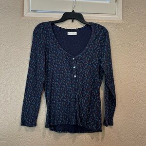 Lucky Brand Blue Floral Long Sleeve Fitted Button Up Top